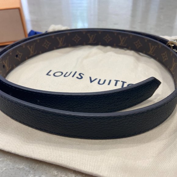 Ladies Louis Vuitton Reversible Belt - Picture 5 of 7